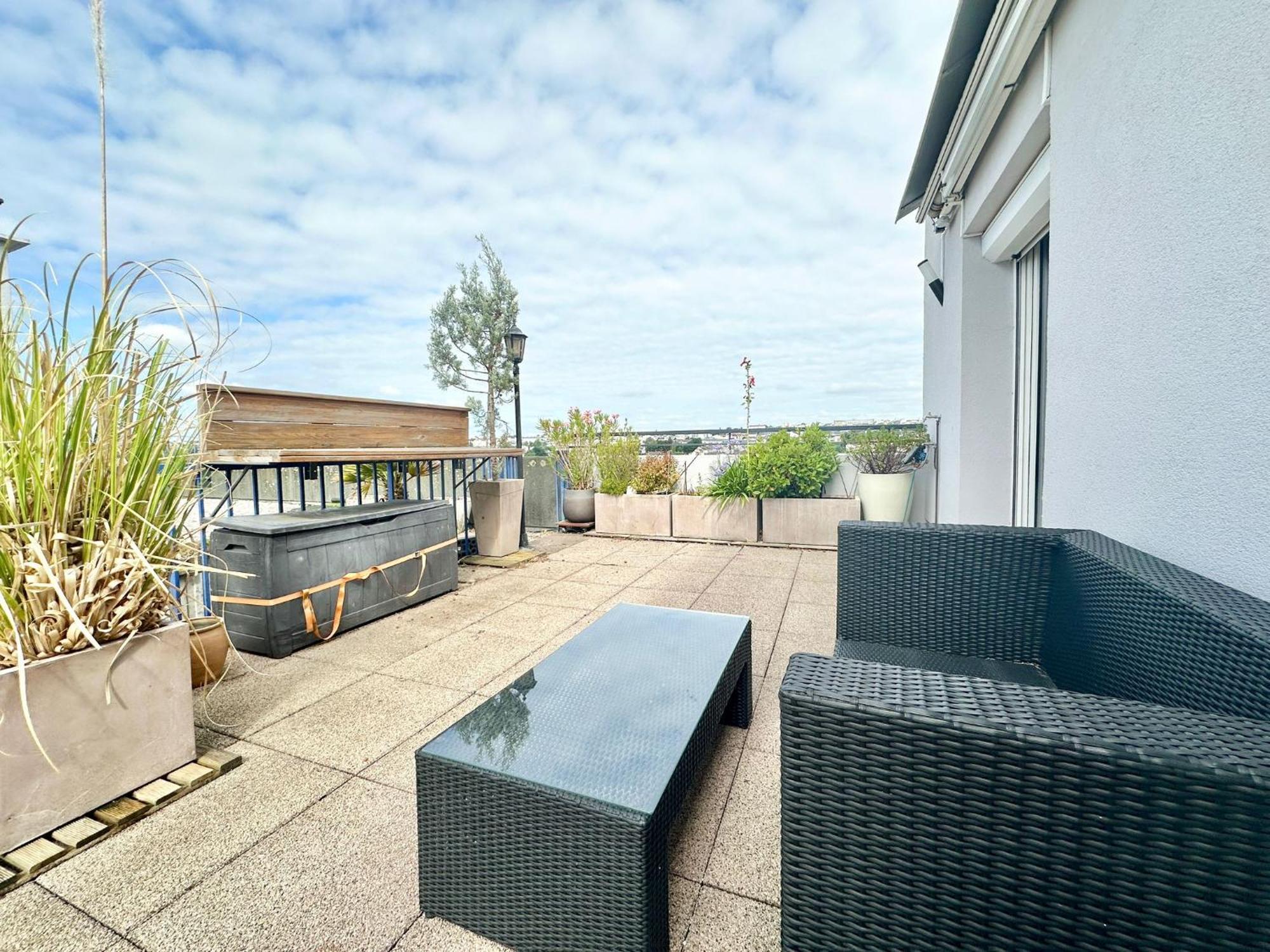 Le Panoramique, Splendide Avec Vue Sur La Vienne Apartment Limoges Exterior photo